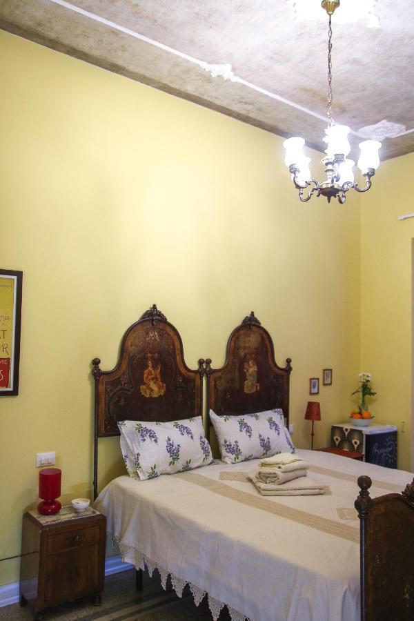 ホテル Casa Pinello パレルモ エクステリア 写真