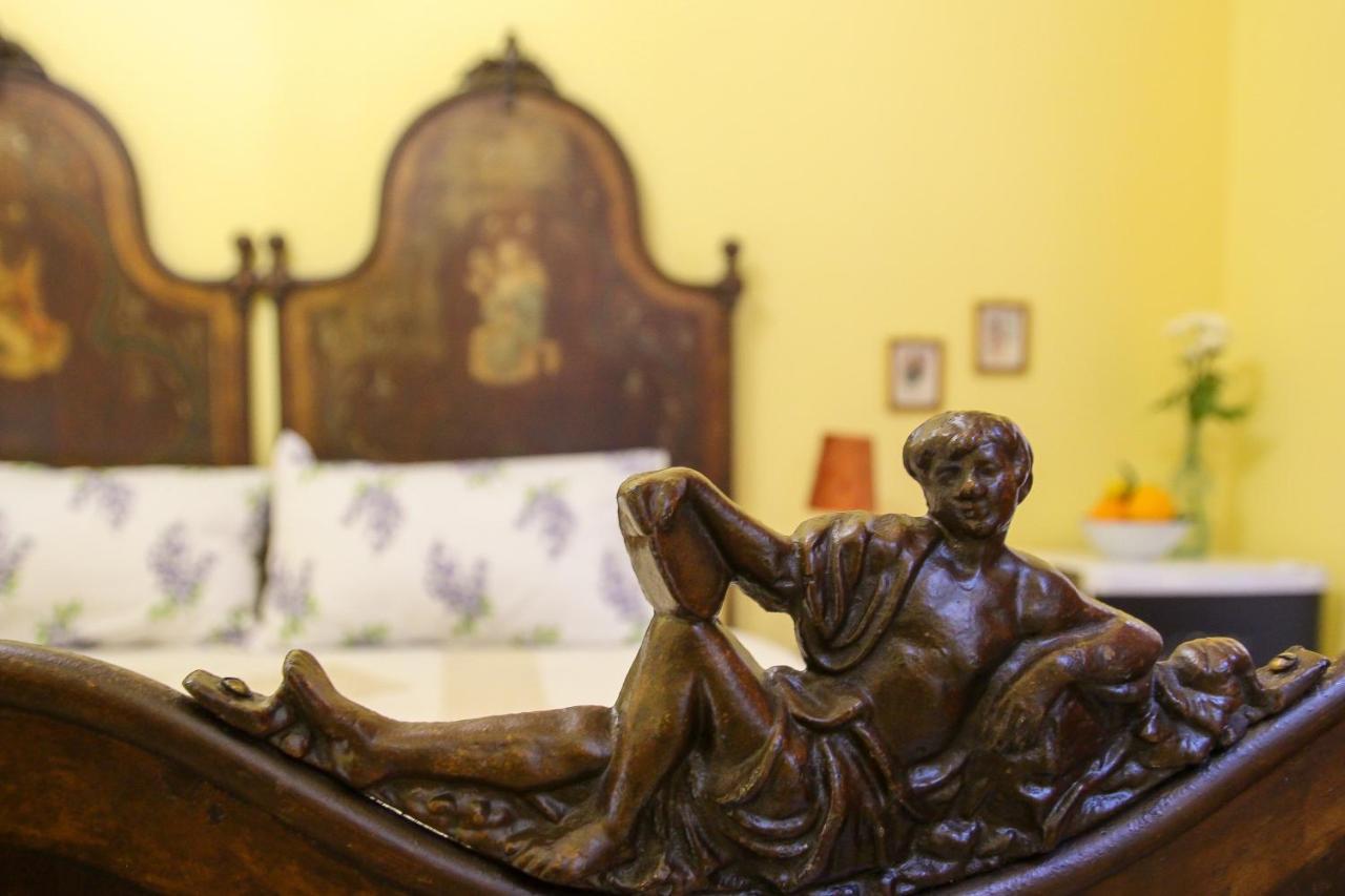 ホテル Casa Pinello パレルモ エクステリア 写真